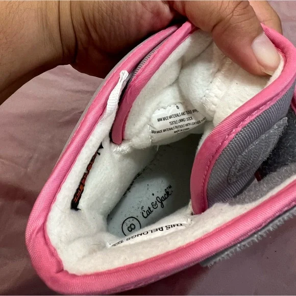 Cat & Jack Toddler Girls’ Lenny Winter Boots - Picture 6 of 6